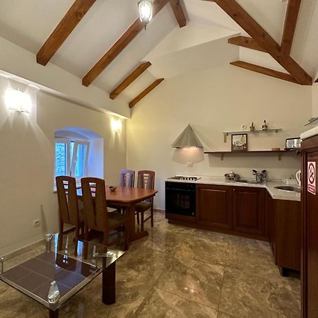 Old Town Apartments Trogir - Free Parking Exterior foto