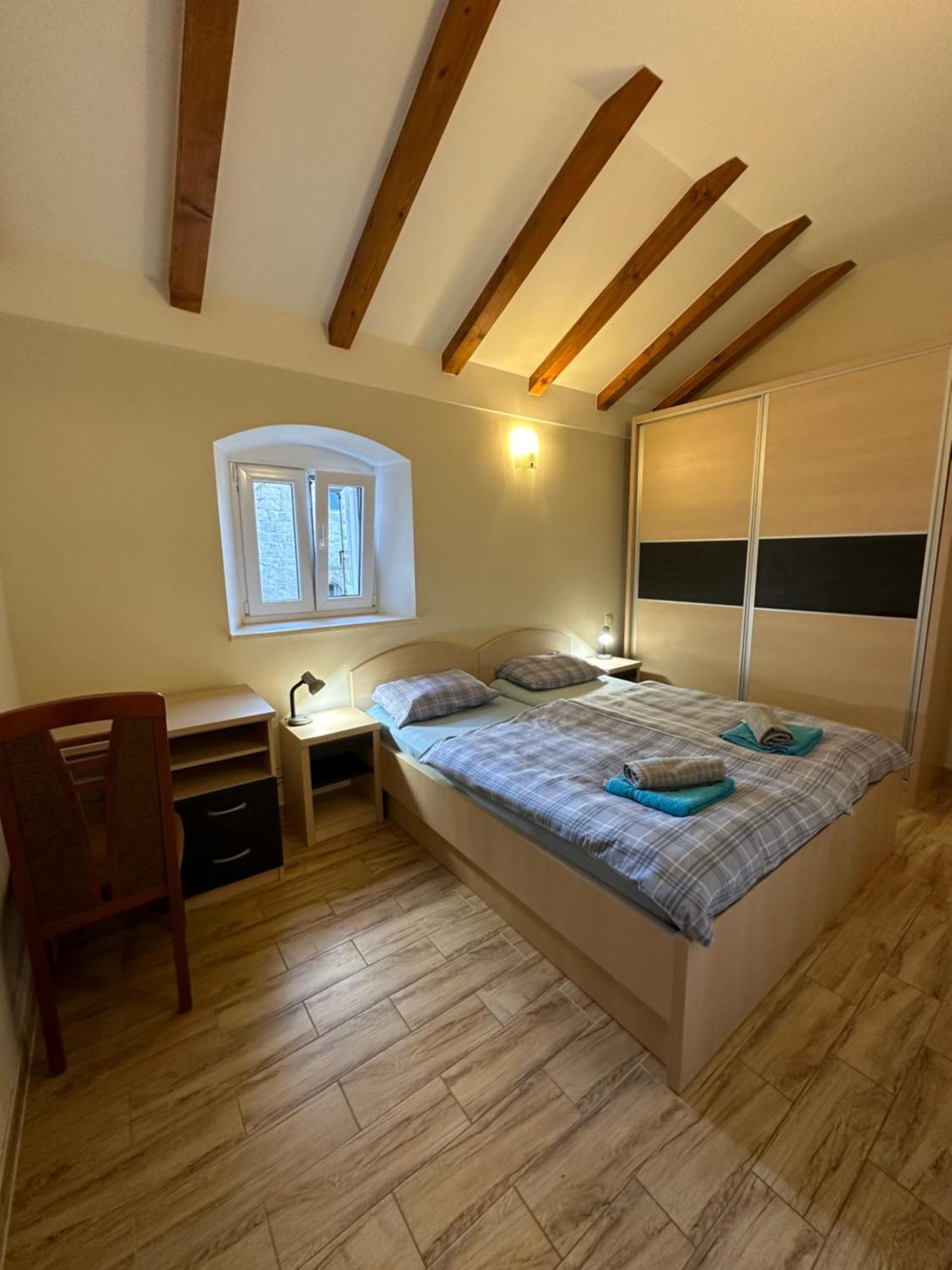 Old Town Apartments Trogir - Free Parking Exterior foto